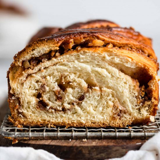 Butterscotch Pecan Caramel Babka