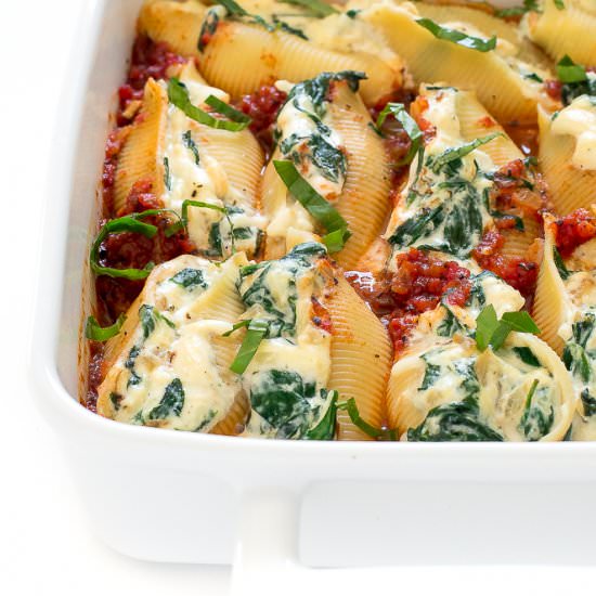 Spinach and Ricotta Stuffed Shells