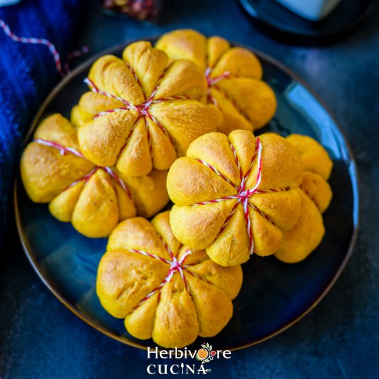 No Knead Instant Pot Pumpkin Rolls