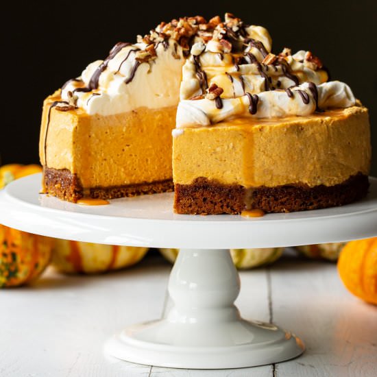 Pumpkin Cheesecake w/Turtle Topping