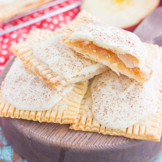 Apple Pie Pop Tarts