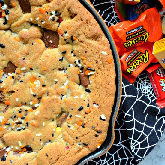 Halloween Candy Skillet Cookie