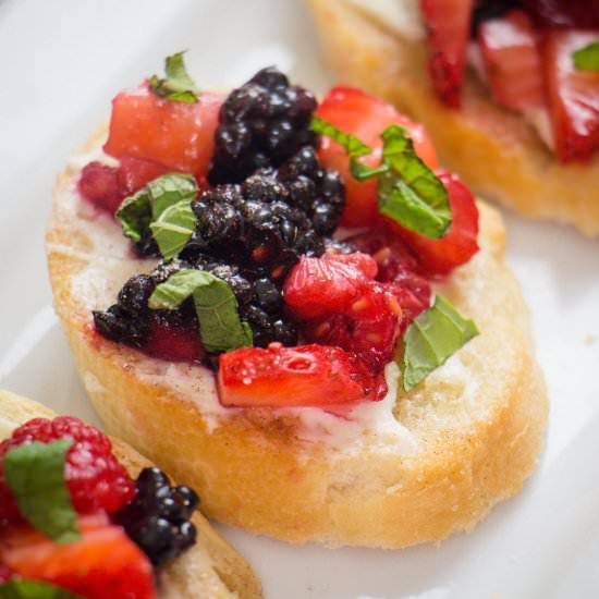 Easy Fruit Bruschetta