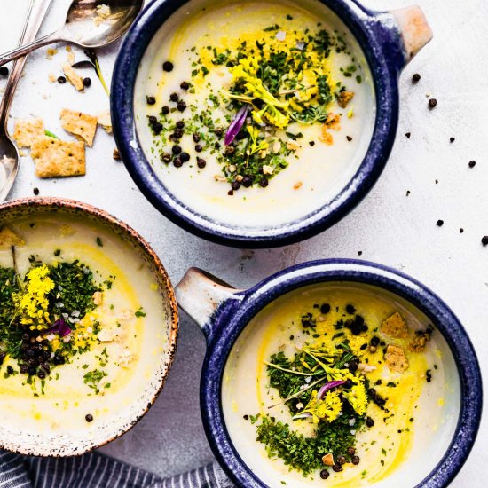 FENNEL ROASTED CAULIFLOWER SOUP