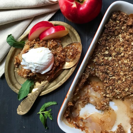 Easy Apple Crisp with Oats Recipe