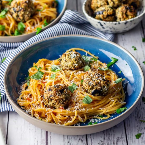 Vegetarian Spaghetti and Meatballs