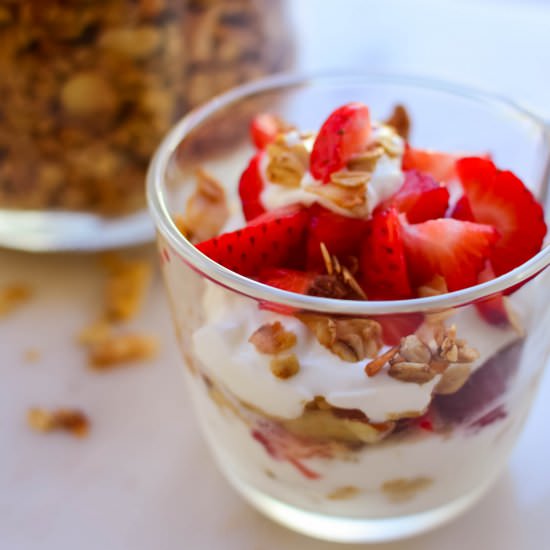 Coconut Vanilla Almond Granola