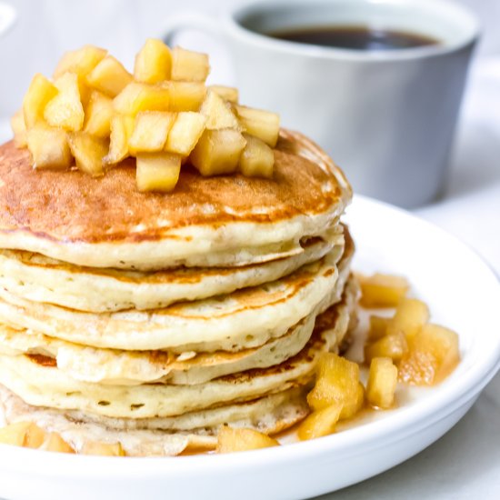 Apple Cinnamon Pancakes