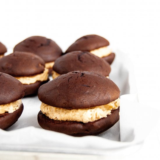 Chocolate Peanut Butter Whoopie Pie