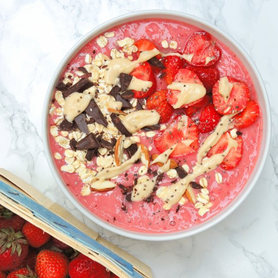 Strawberry-Peanut Smoothie