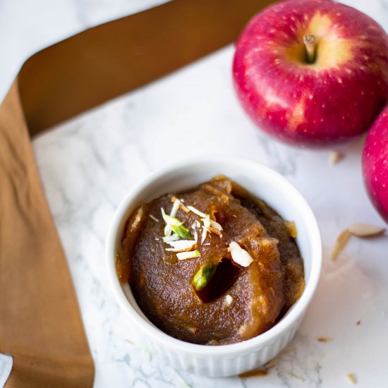 Apple halwa/pudding (Indian sweet )