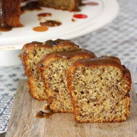 Easy Moist Banana Cake