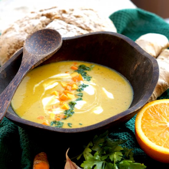 Healing Pumpkin-Curcuma-Ginger Soup