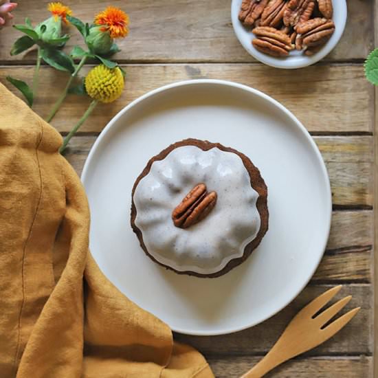 Pumpkin Spice Molasses Bundt Cakes