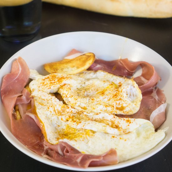 Spanish Huevos Rotos