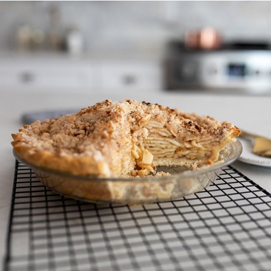 Gluten-free Apple Crumb Pie