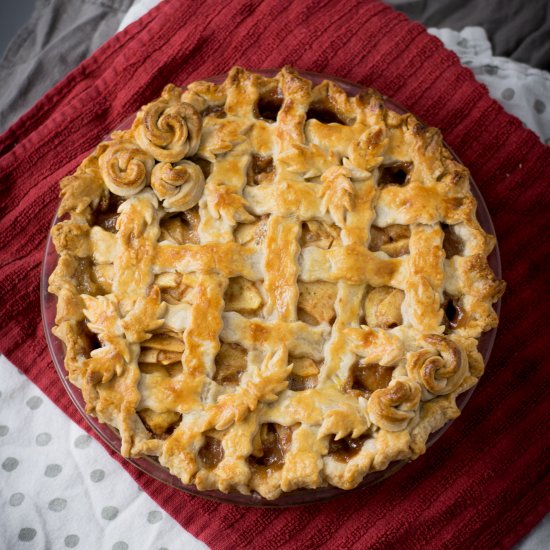 Spiced Caramel Apple Pie