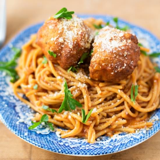 Easy Crockpot Spaghetti & Meatballs