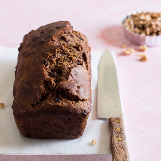 Sugar-free Date & Walnut Cake