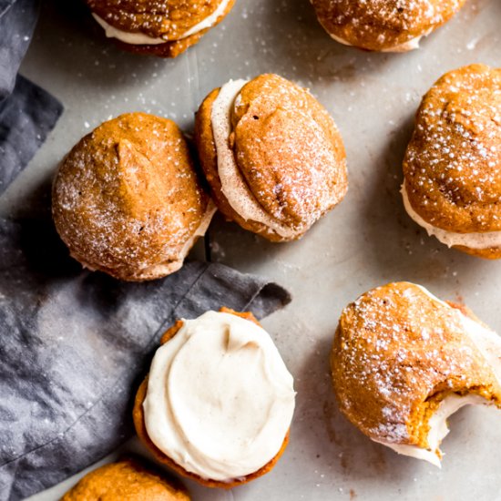 Pumpkin Whoopie Pies