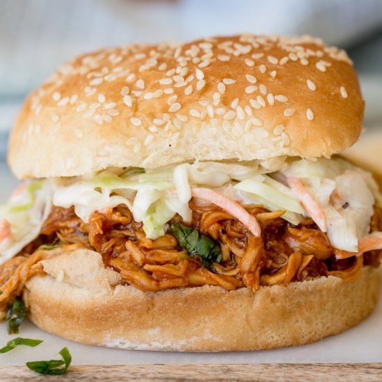 BBQ Pulled Chicken Crockpot