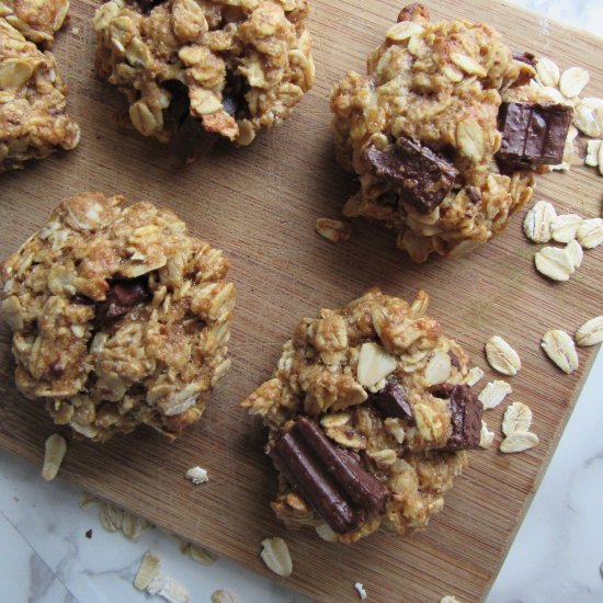 Dark Chocolate Oatmeal Cookies