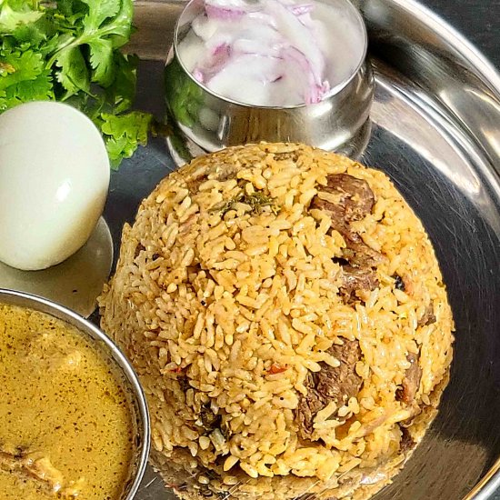 Mutton Seeraga Samba Biryani