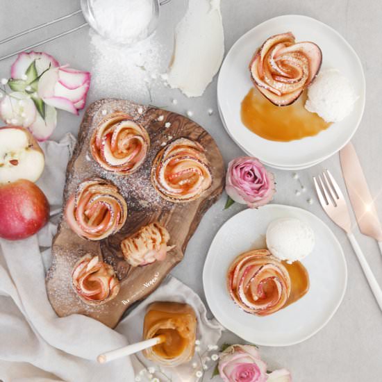 Apple pastry roses