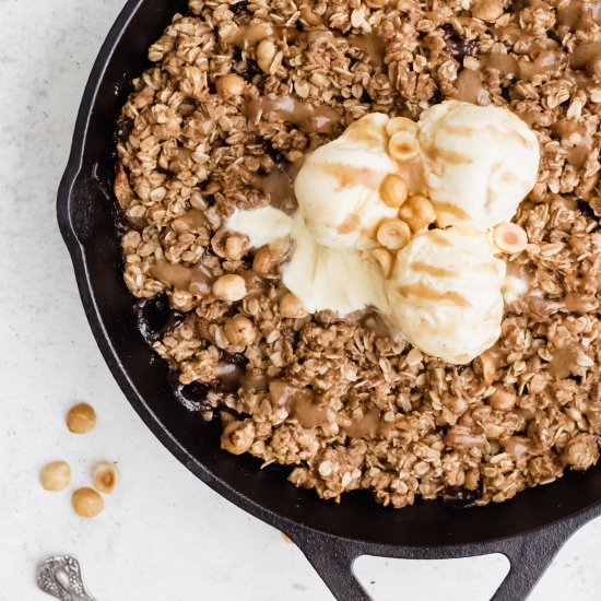 Vegan Caramel Hazelnut Pear Crisp