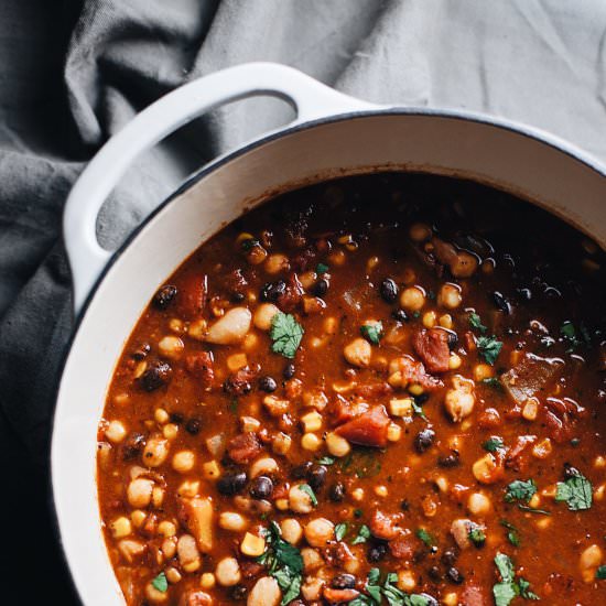 Healthy Vegetarian Bean Chili