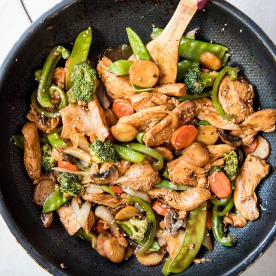 Garlic Sesame Chicken Stir Fry