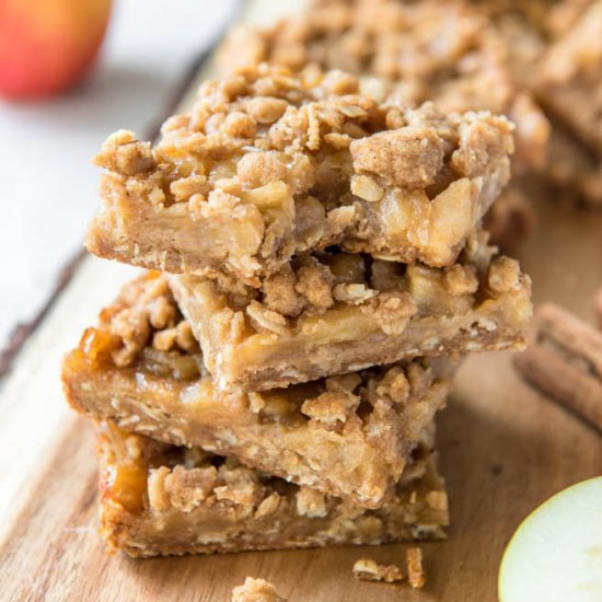 Apple Crumb Bars