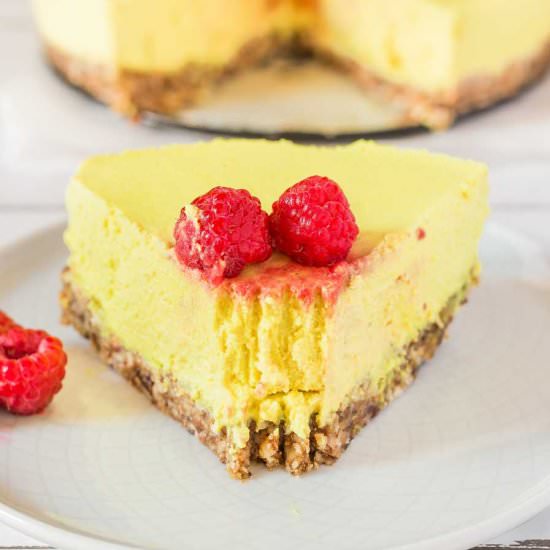 Raw Vegan Lemon Cheesecake