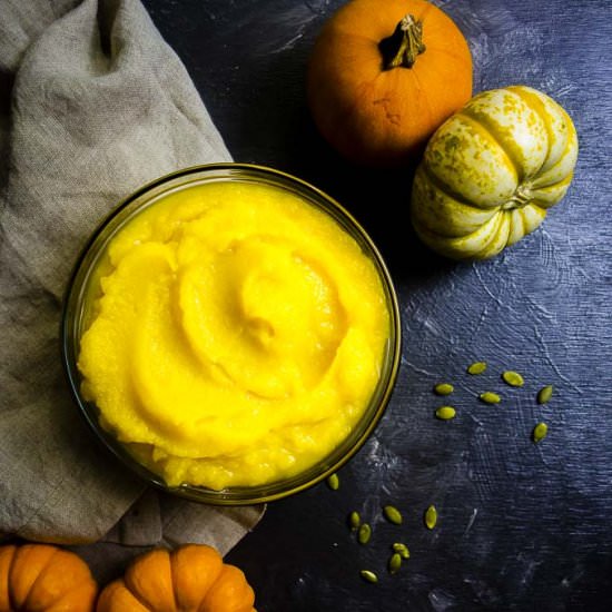 Slow Cooker Homemade Pumpkin Puree