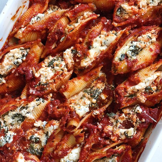 Spinach and Cheese Stuffed Shells