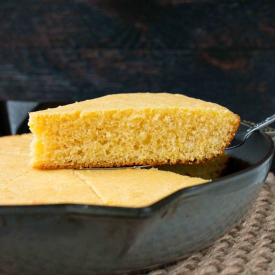 easy skillet cornbread