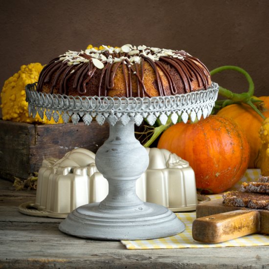 PUMPKIN AND CHOCOLATE SPONGE CAKE