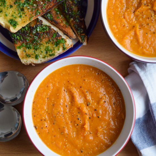 Slow Roasted Tomato Squash Soup