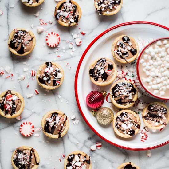 peppermint mocha cookie cups