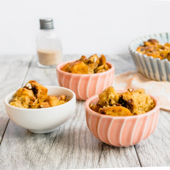 Chai pumpkin bread pudding