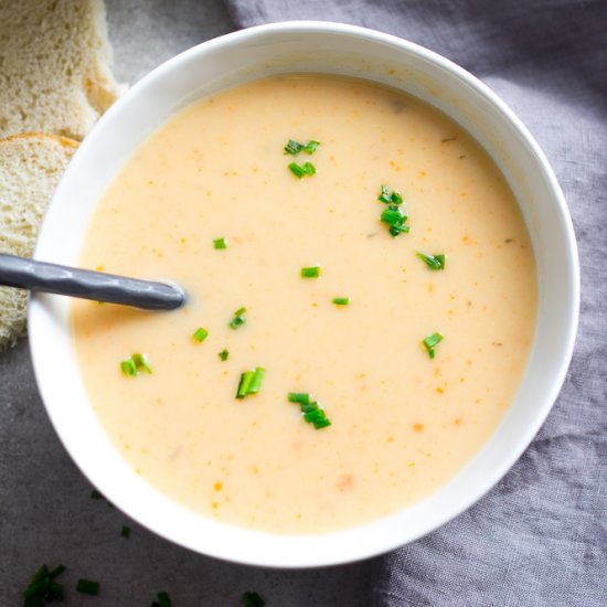 Easy Vegan Potato Soup