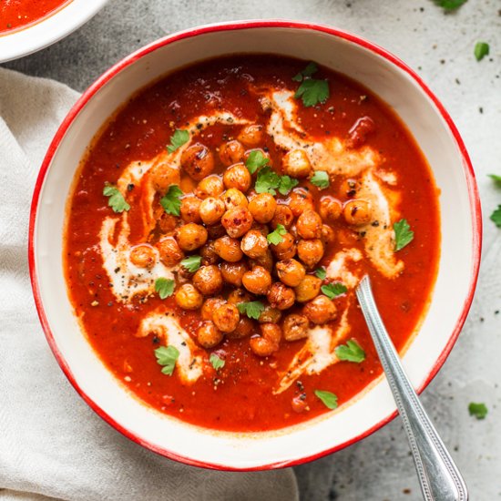 Roasted pepper and garlic soup