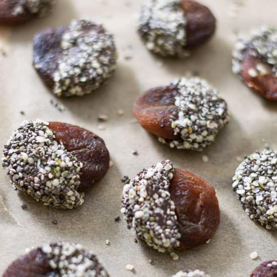 Chocolate Chia Apricots