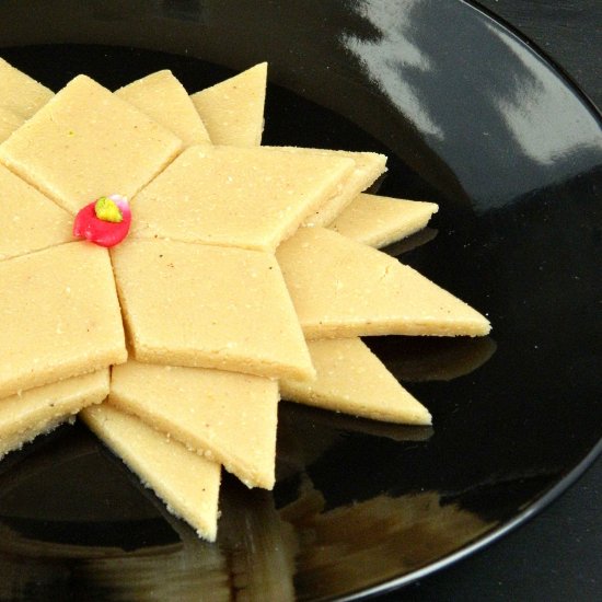 Kaju Katli Mundhiri Cake Recipe