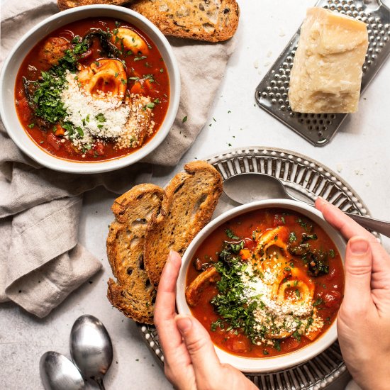 Tomato, Vegetable & Tortellini Soup