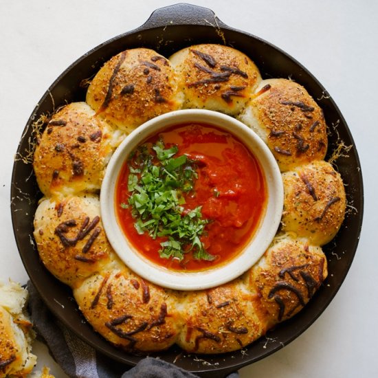 Cheesy Dinner Rolls