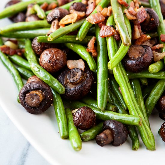 Garlic Bacon Sautéed Green Beans