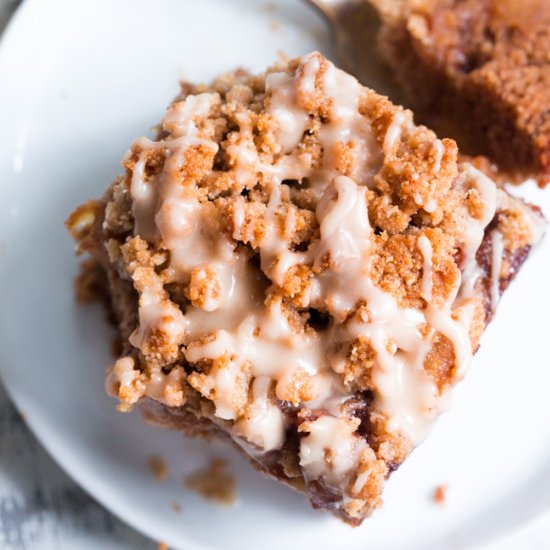 Cinnamon Apple Coffee Cake