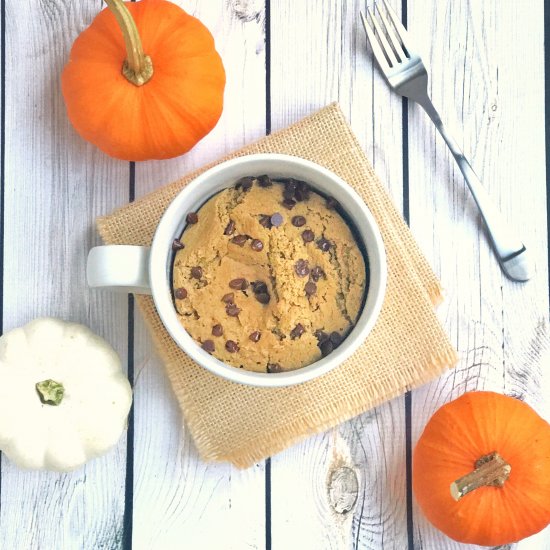 Pumpkin Chip Protein Mug Cake