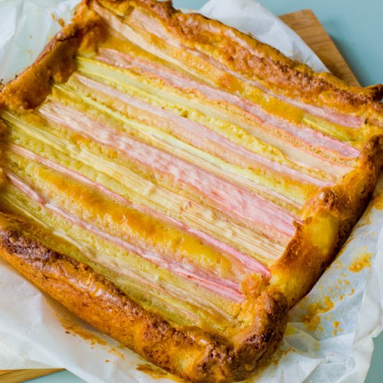 Rhubarb blondies